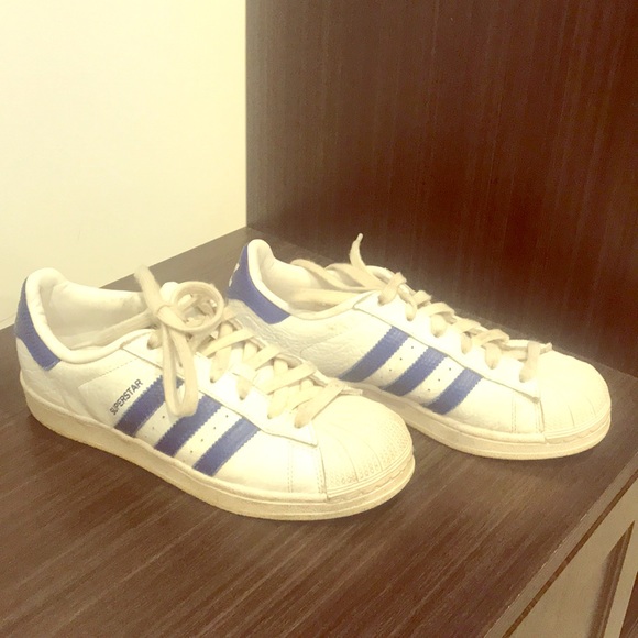 adidas blue tennis shoes